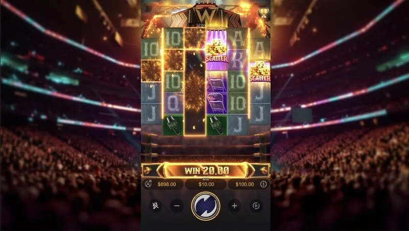 Reel Royale Showdown - chiến thắng theo tầng với Wild đang hoạt động